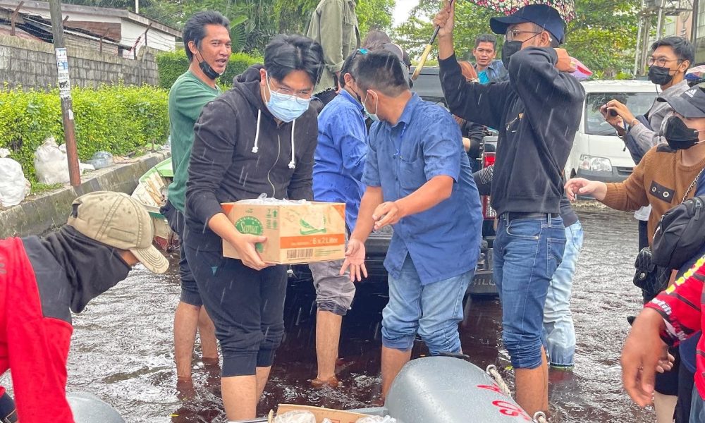 Ketua Garda Pemuda Nasdem Kalteng Berikan Bantuan 200 Paket Sembako