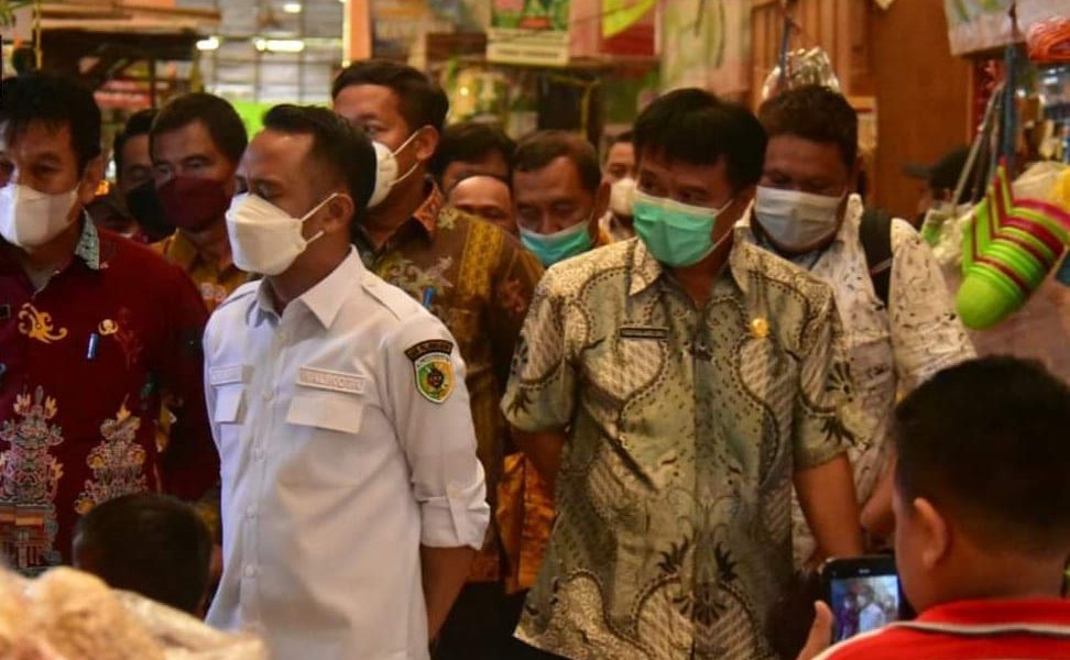 Wali Kota Palangka Raya Minta Masyarakat Tidak Panic Buying Borong Minyak Goreng