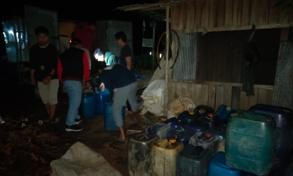Tangkap 2 Penimbun BBM Subsidi di Kapuas, Polisi Sita 1,3 Ton Solar