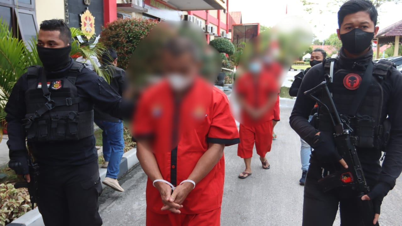 Polda Kalteng Bongkar 3 Pabrik Arak Ilegal