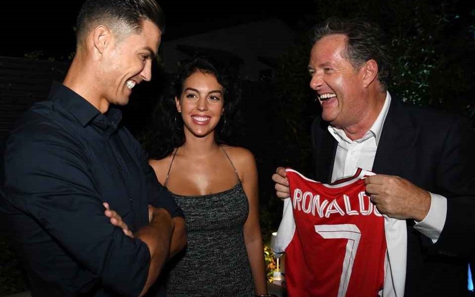 Rekor Denda dari MU Menanti, Tapi CR7 Tak Peduli