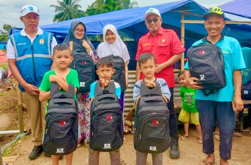 Dukung Anak-Anak Cianjur Kembali  Sekolah, PLN Berikan Perlengkapan Belajar