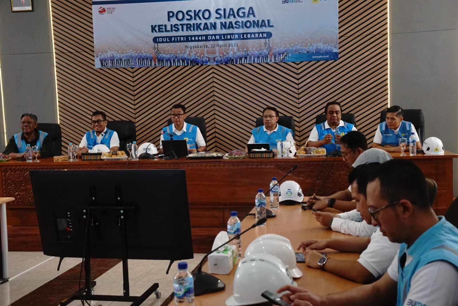 PLN Pastikan Pasokan Listrik Aman Selama Libur Idulfitri