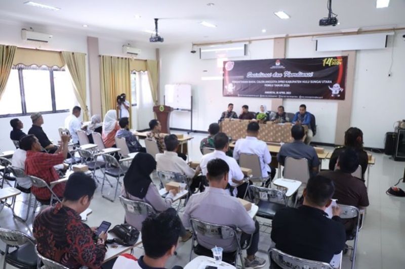 KPU Hulu Sungai Utara Sosialisasikan Syarat Bakal Calon Anggota Dewan