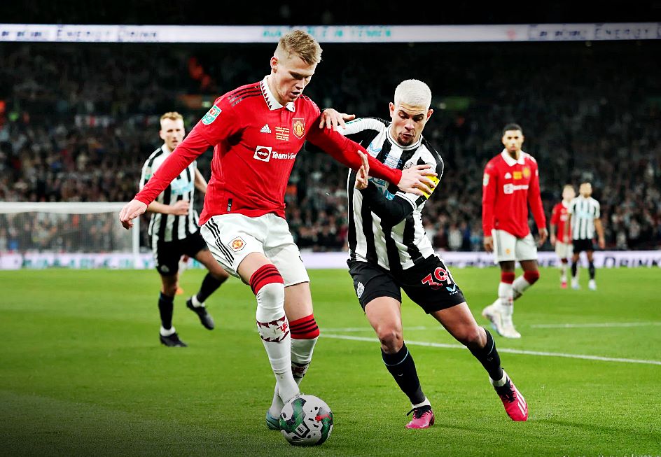 Duo Bruno Jadi Kunci, Tapi Scott Isu Terpanas di Newcastle