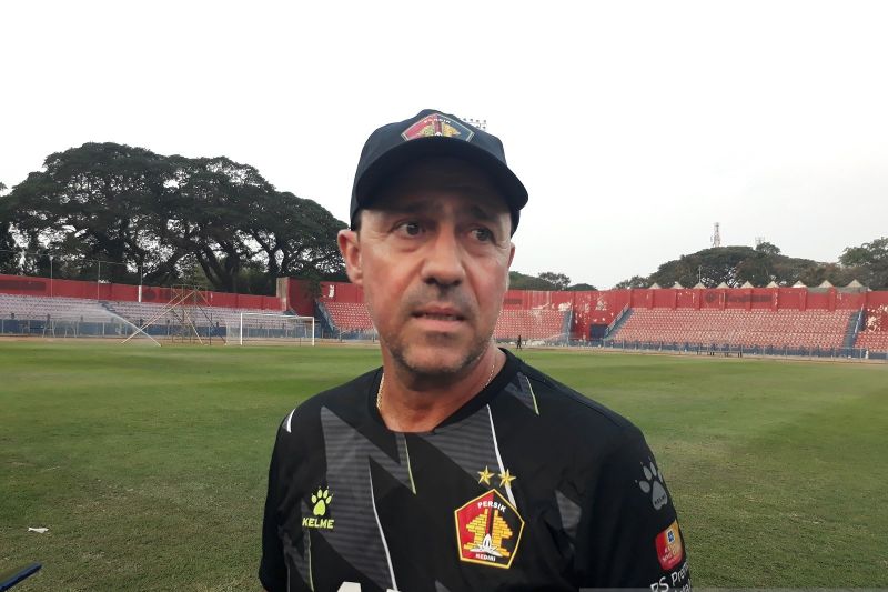 Pelatih Persik Fokuskan Pemain Bermain Kolektif Hadapi Rans Nusantara