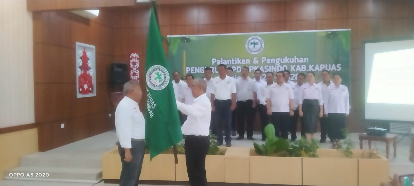 Wakili Pj Bupati, Sekda Kapuas Hadiri Pengukuhan DPD Apkasindo Kapuas