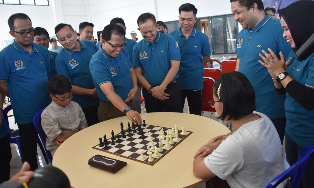 Pj Bupati Buka Secara Resmi Turnamen Catur PWI Kapuas Cup 2023