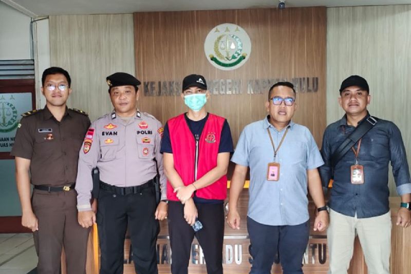 Tersangka Tipikor Dana Desa Kapuas Hulu Dipindahkan ke Rutan Pontianak