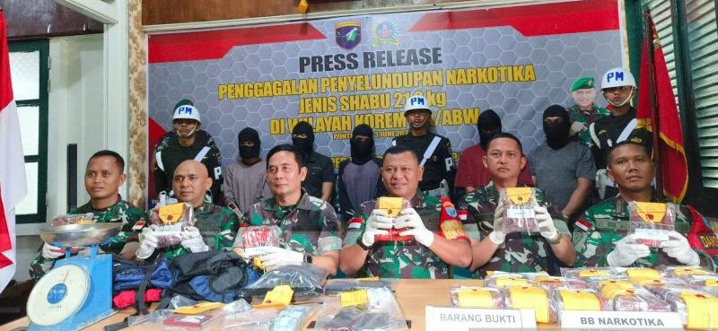 Satgas Pamtas RI-Malaysia Gagalkan Penyelundupan Sabu 21,2 Kilogram