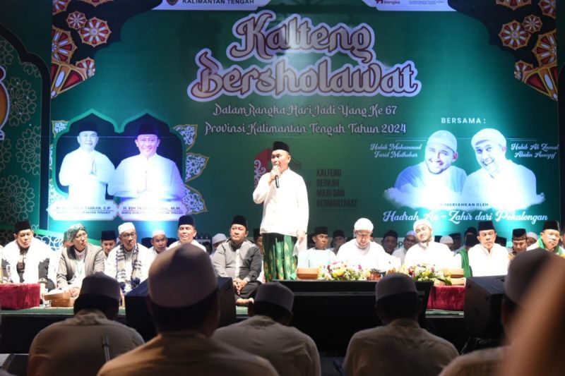 Gubernur: Kalteng Bersholawat Jadi Sarana Memperkuat Iman dan Takwa
