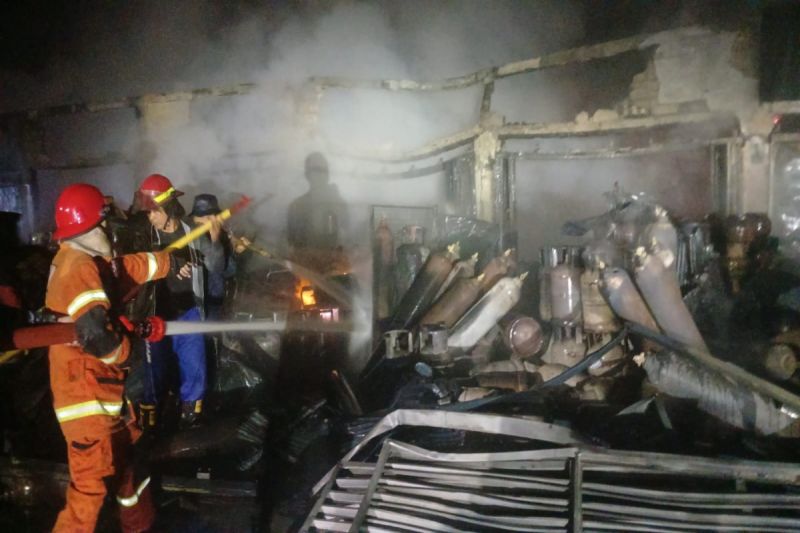 Kebakaran di Palangka Raya hanguskan 12 Unit Ruko