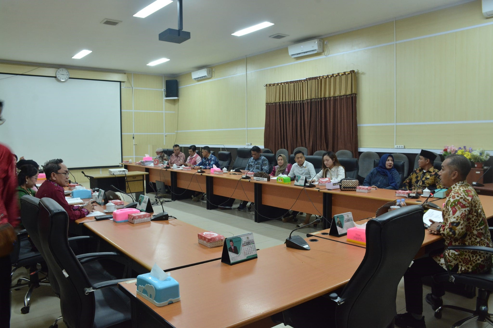 Ketua DPRD Seruyan Pimpin Rapat Banmus untuk Penyesuaian Agenda Kegiatan 2024