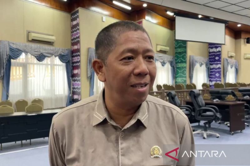 DPRD Banjarmasin Tetapkan Sepuluh Raperda Inisiatif pada 2025