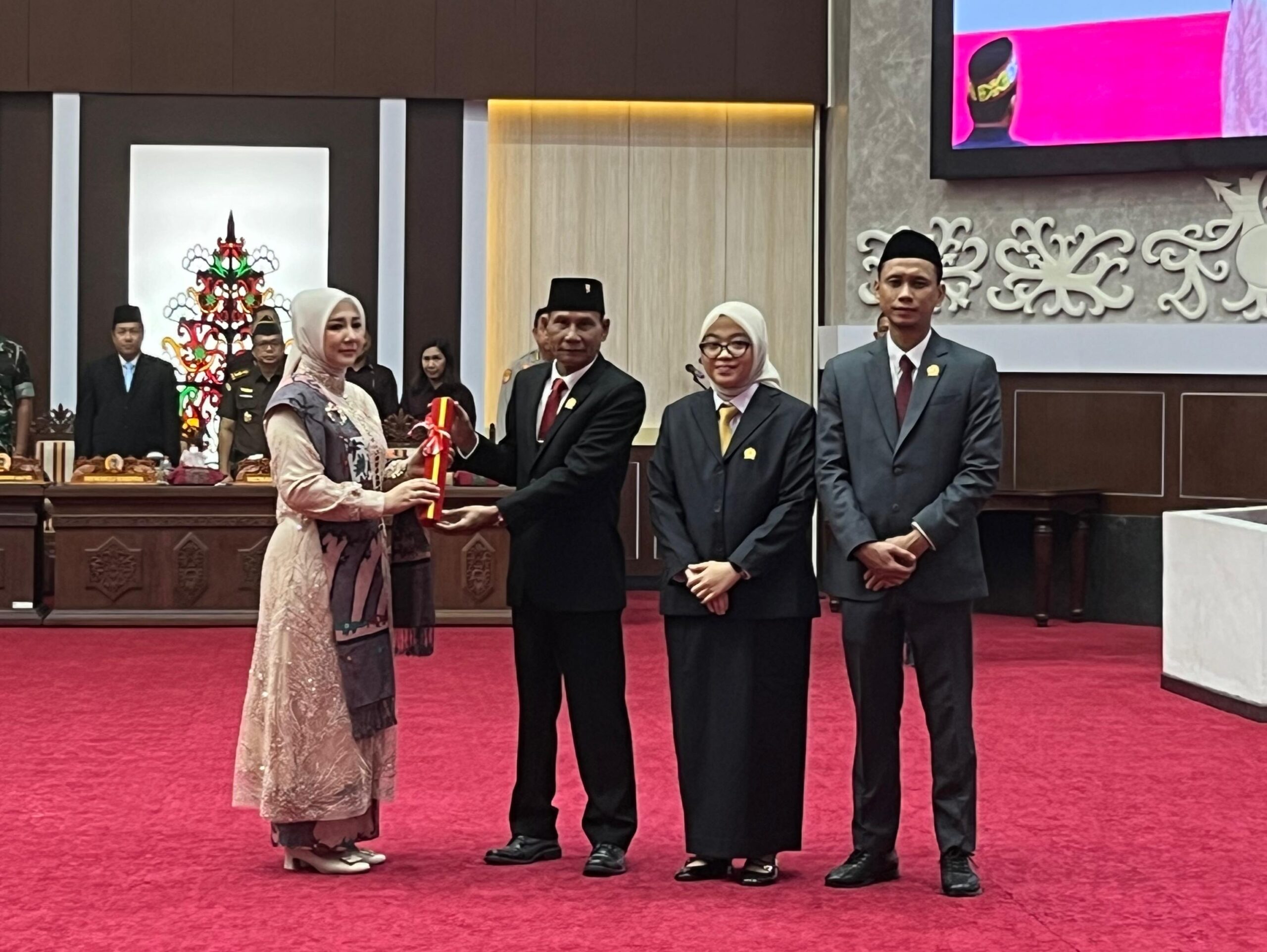 DPRD Kalteng Gelar Rapat Paripurna PAW, Endang Susilawati Resmi Dilantik